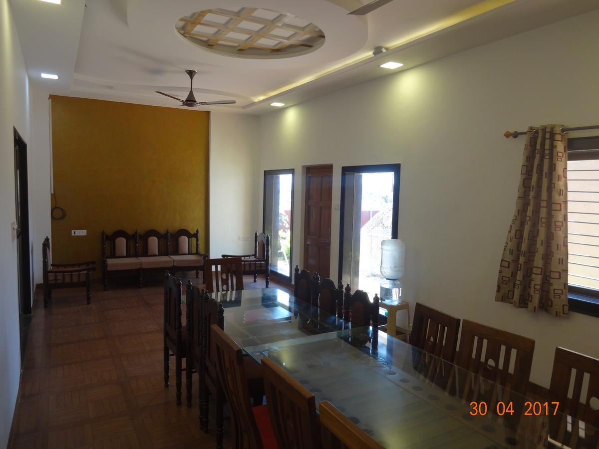 Malhar Bungalow Panchgani Ngoại thất bức ảnh