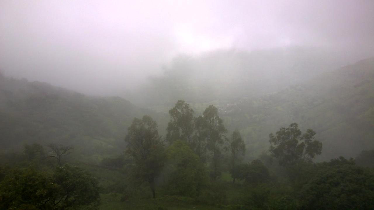 Malhar Bungalow Panchgani Ngoại thất bức ảnh