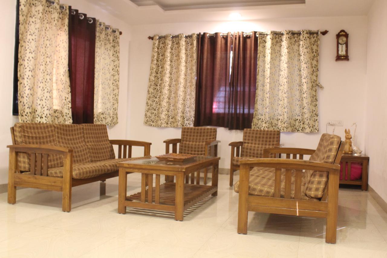Malhar Bungalow Panchgani Ngoại thất bức ảnh