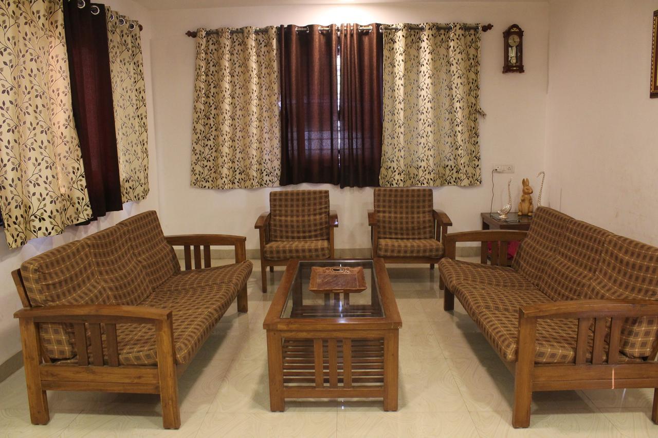Malhar Bungalow Panchgani Ngoại thất bức ảnh